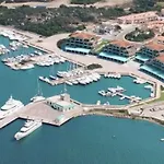 Marina Di Olbia Guest Apartment - Self Check-In - Iun R1646